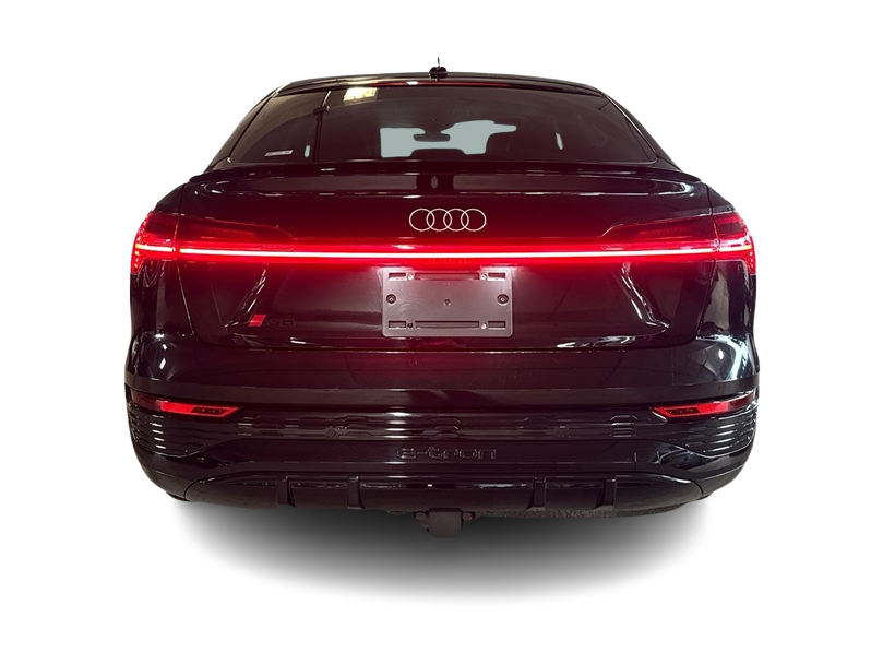Thumbnail: 2024 Audi Q8 e-tron - 5