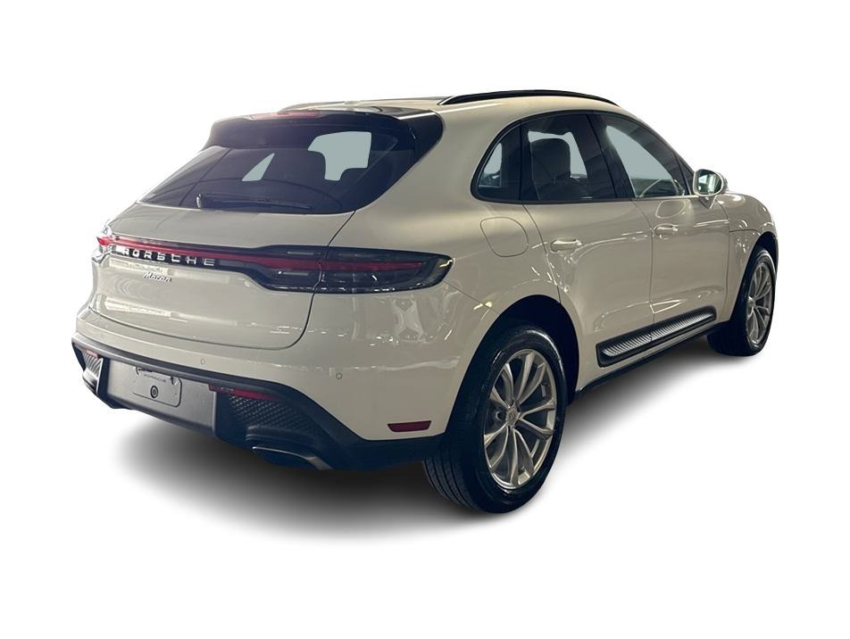 Thumbnail: 2025 Porsche Macan - 23