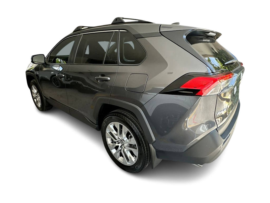2025 Toyota RAV4 XLE Premium - Photo 4