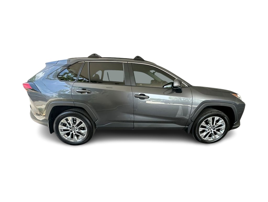 2025 Toyota RAV4 XLE Premium - Photo 24
