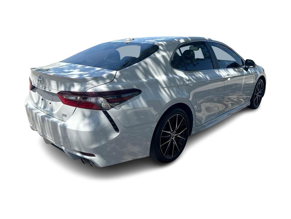 2024 Toyota Camry SE 21