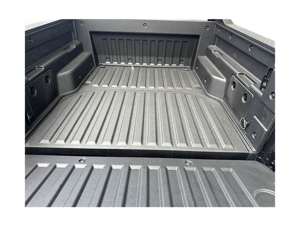 Thumbnail: 2025 Hyundai Santa Cruz - 17