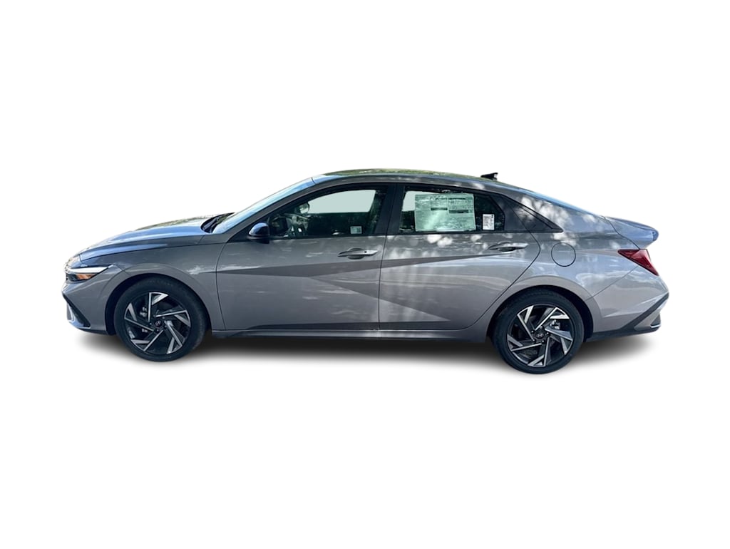 Thumbnail: 2025 Hyundai Elantra - 4