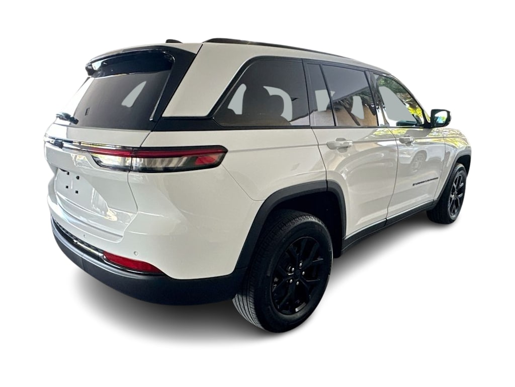 Thumbnail: 2025 Jeep Grand Cherokee - 22