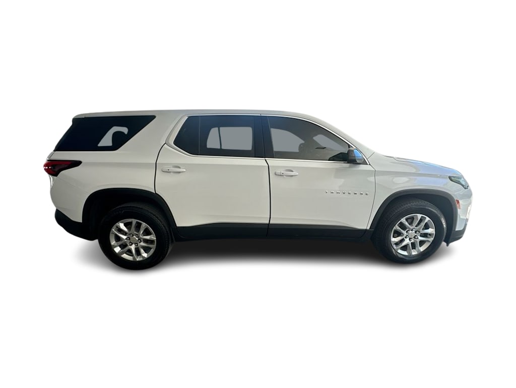 Thumbnail: 2023 Chevrolet Traverse - 24
