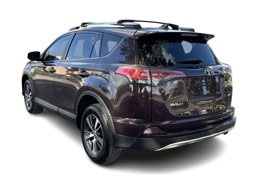 2018 Toyota RAV4 XLE 26