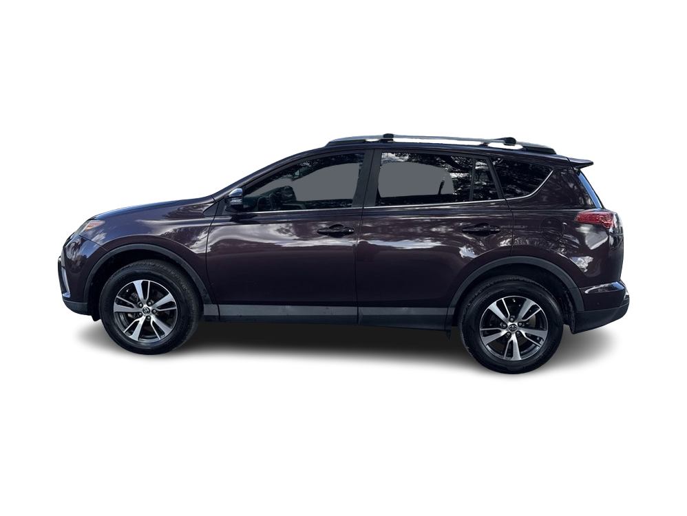 2018 Toyota RAV4 XLE 3