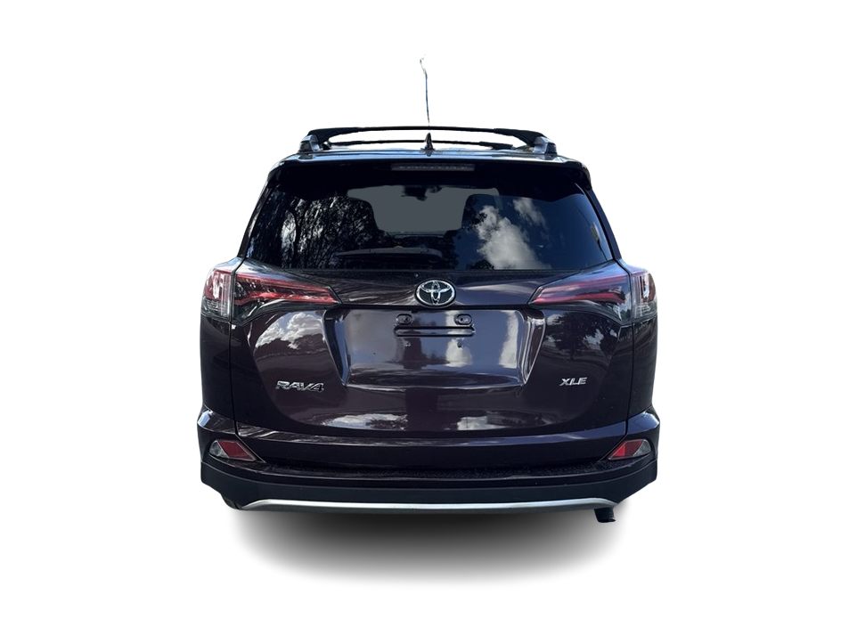 2018 Toyota RAV4 XLE 22