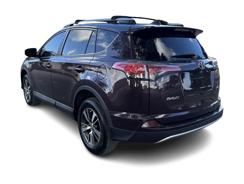 2018 Toyota RAV4 XLE 4