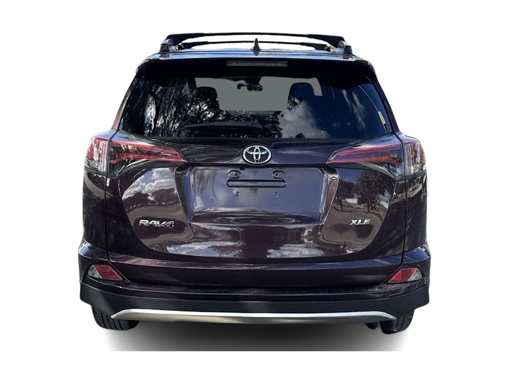 2018 Toyota RAV4 XLE 5