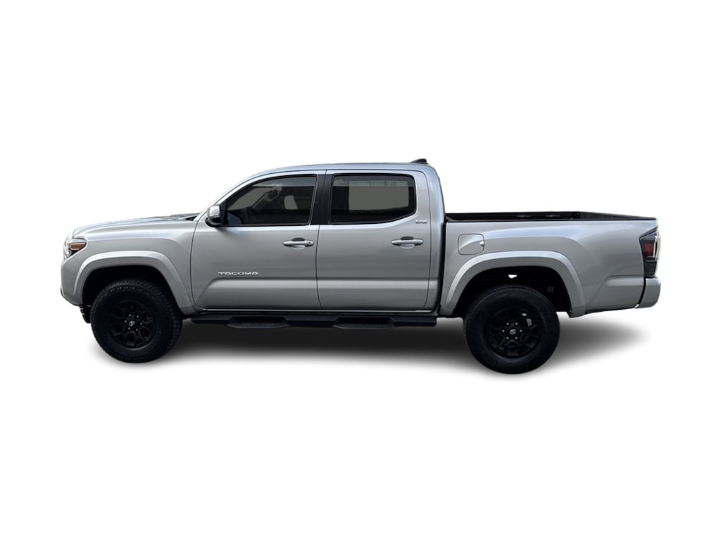 2022 Toyota Tacoma SR5 3