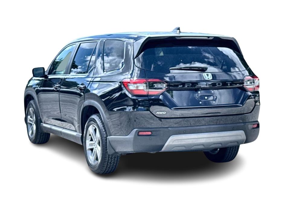 Thumbnail: 2023 Honda Pilot - 4