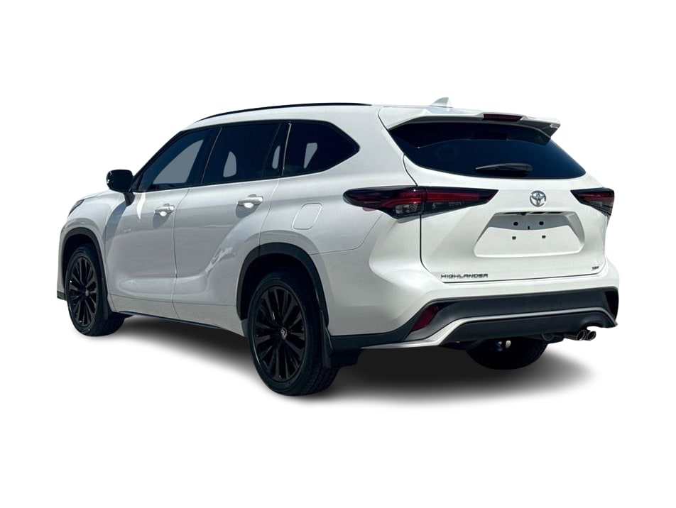 Thumbnail: 2024 Toyota Highlander - 4