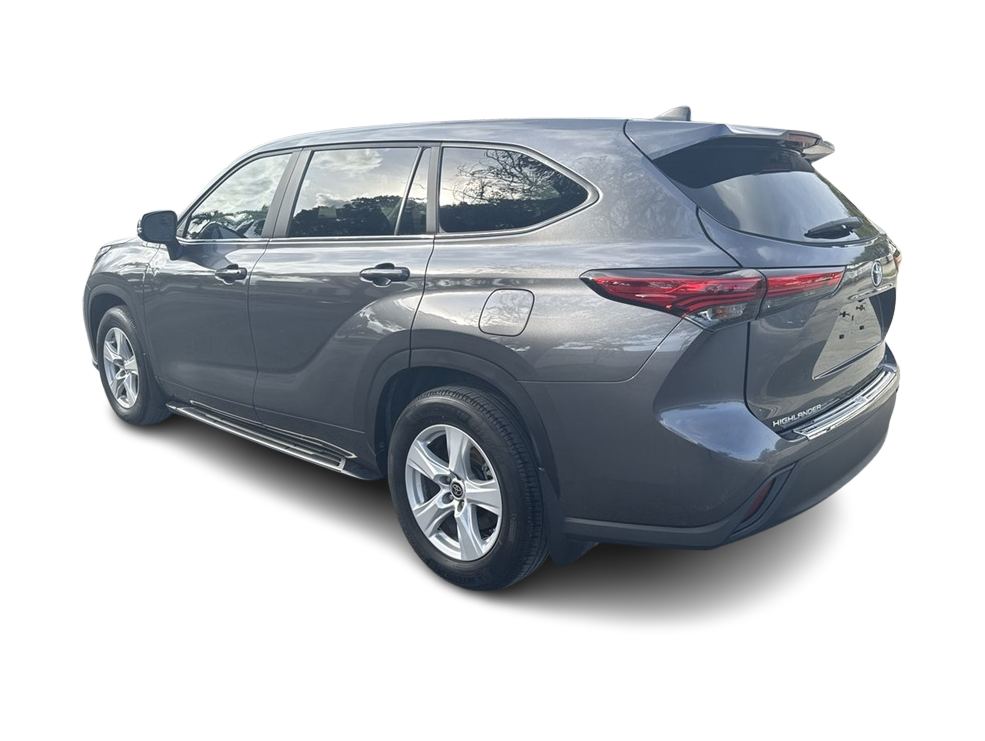 2023 Toyota Highlander L 4