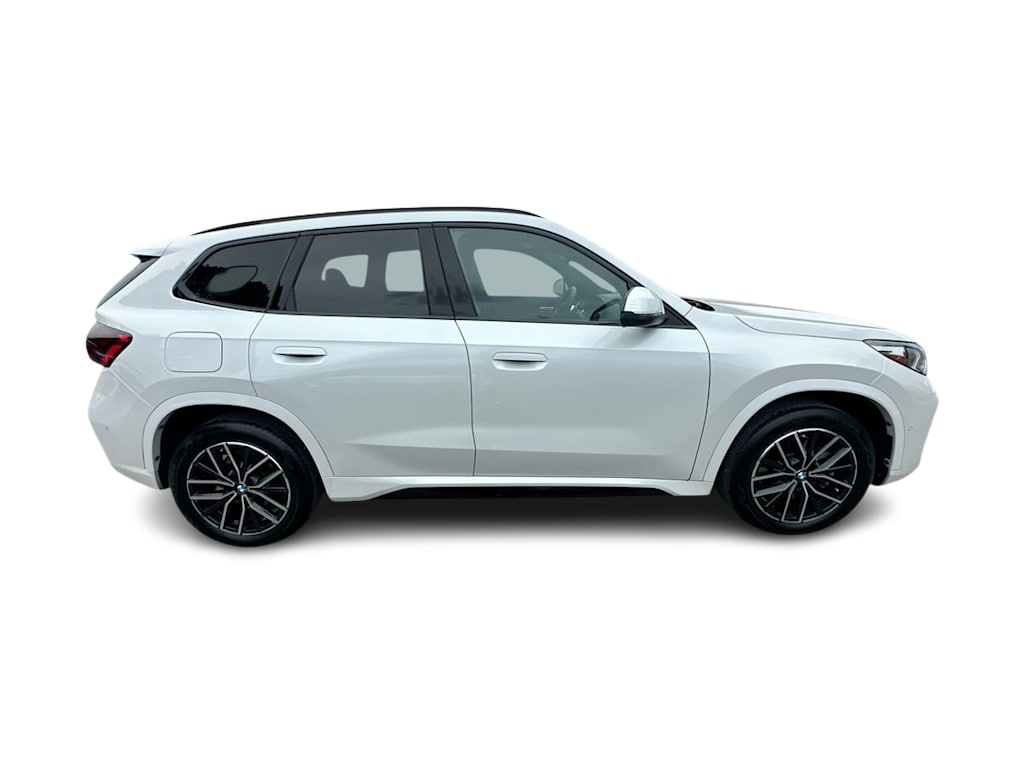Thumbnail: 2025 BMW X1 - 23