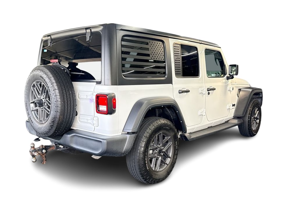 Thumbnail: 2024 Jeep Wrangler - 21
