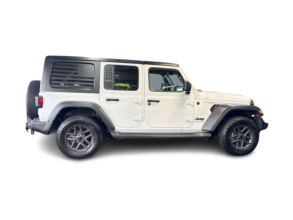 Thumbnail: 2024 Jeep Wrangler - 22