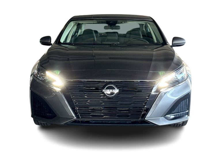 Thumbnail: 2023 Nissan Altima - 6