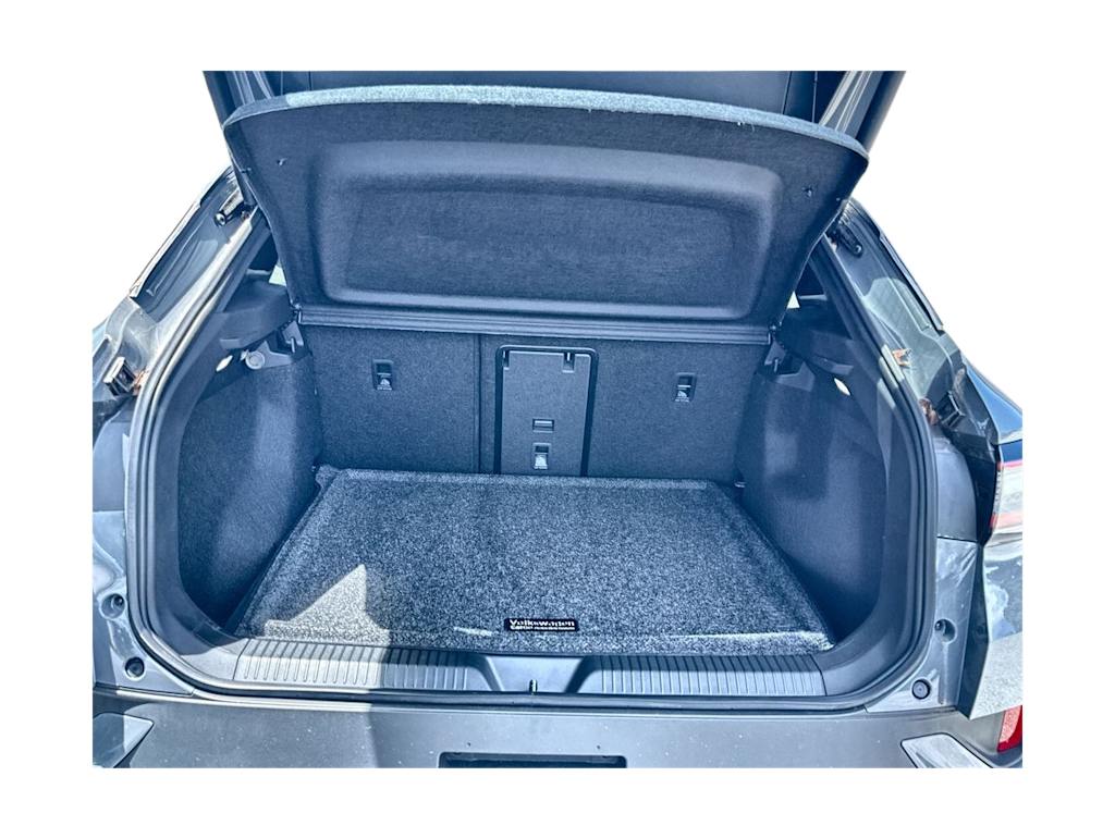 Thumbnail: 2026 Volkswagen ID.4 - 17