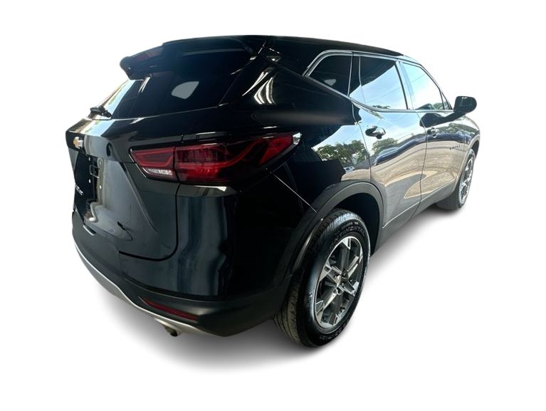 Thumbnail: 2025 Chevrolet Blazer - 23