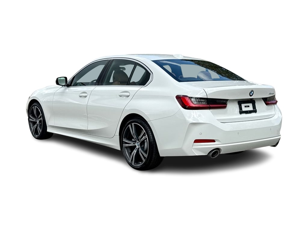 Thumbnail: 2024 BMW 3 Series - 4
