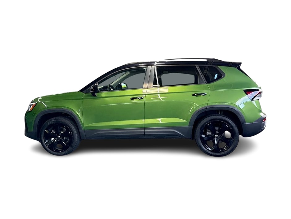 Thumbnail: 2025 Volkswagen Taos - 3