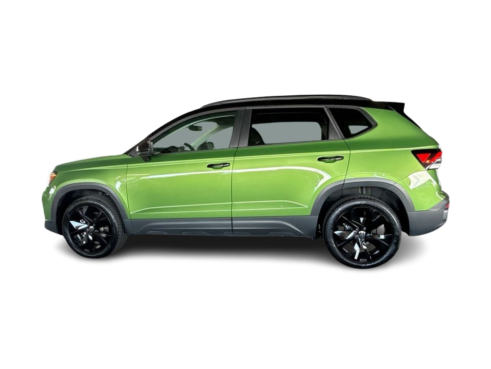 Thumbnail: 2025 Volkswagen Taos - 3