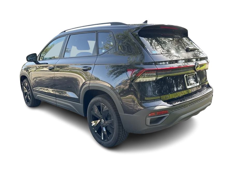 Thumbnail: 2026 Volkswagen Taos - 4