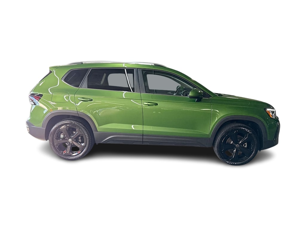 Thumbnail: 2025 Volkswagen Taos - 23