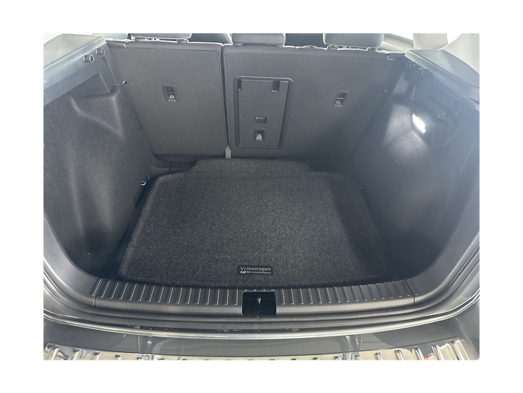 Thumbnail: 2025 Volkswagen Taos - 16