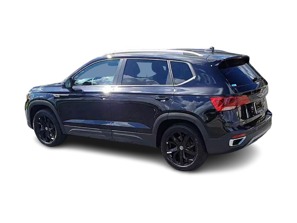 Thumbnail: 2024 Volkswagen Taos - 4