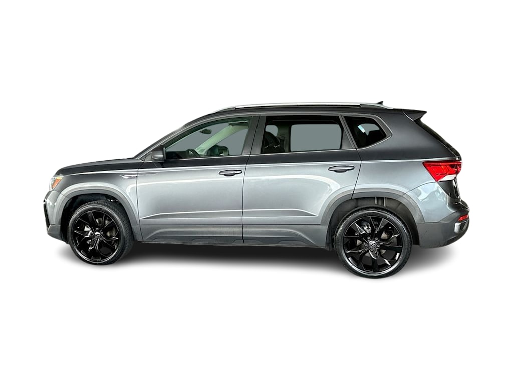 Thumbnail: 2023 Volkswagen Taos - 3