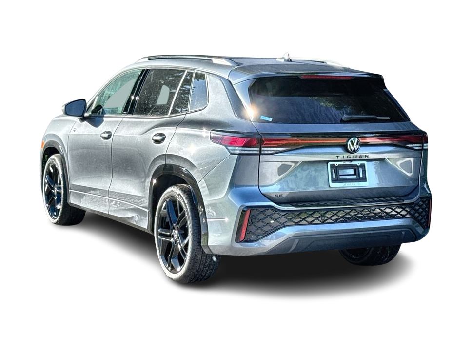 Thumbnail: 2026 Volkswagen Tiguan - 4