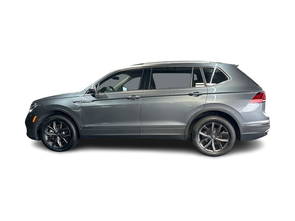 Thumbnail: 2023 Volkswagen Tiguan - 3