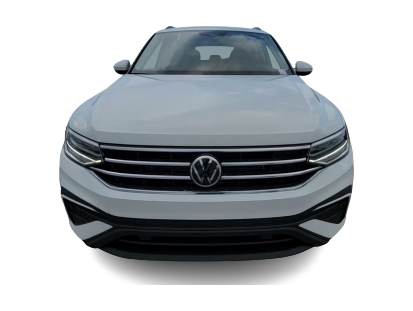 Thumbnail: 2023 Volkswagen Tiguan - 6