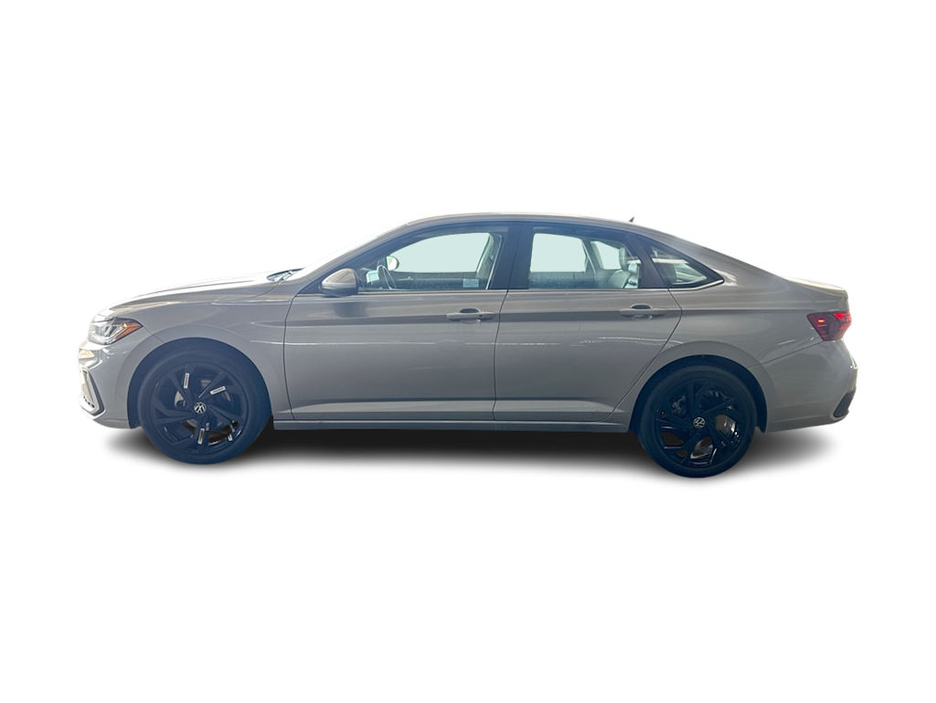 Thumbnail: 2025 Volkswagen Jetta - 3