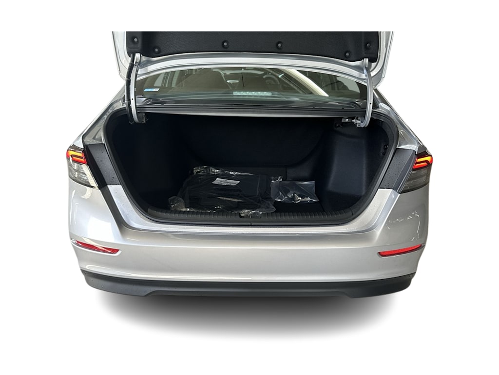 Thumbnail: 2025 Honda Accord - 16