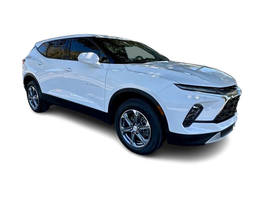Thumbnail: 2024 Chevrolet Blazer - 21