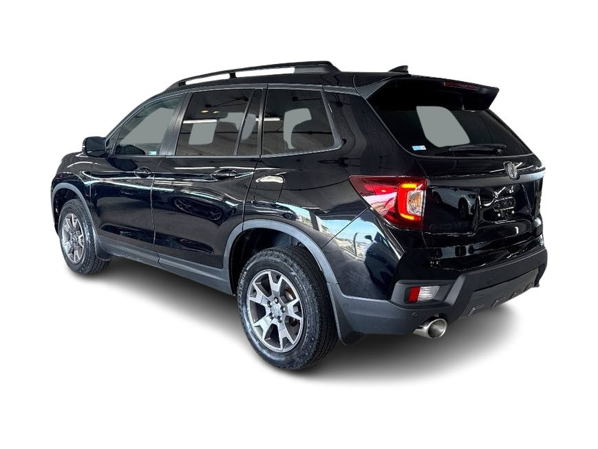 Thumbnail: 2023 Honda Passport - 4