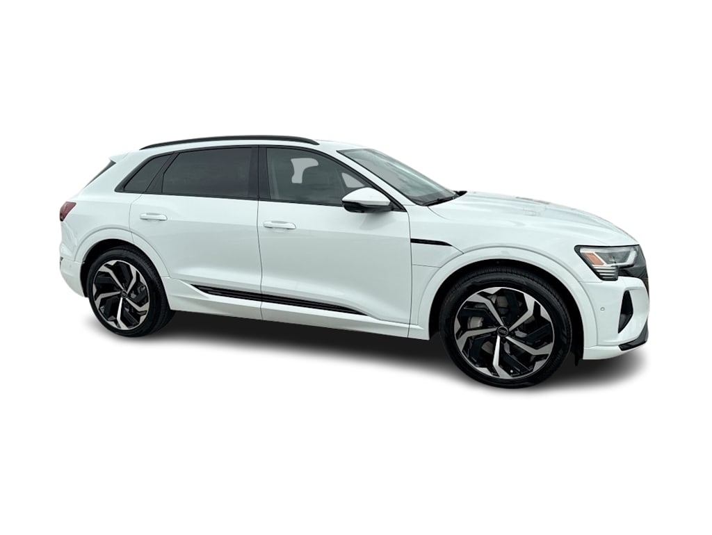 Thumbnail: 2024 Audi Q8 e-tron - 23