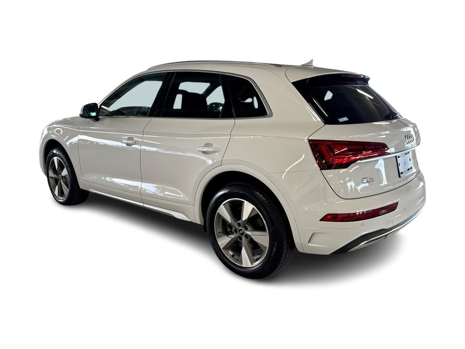 Thumbnail: 2025 Audi Q5 - 4