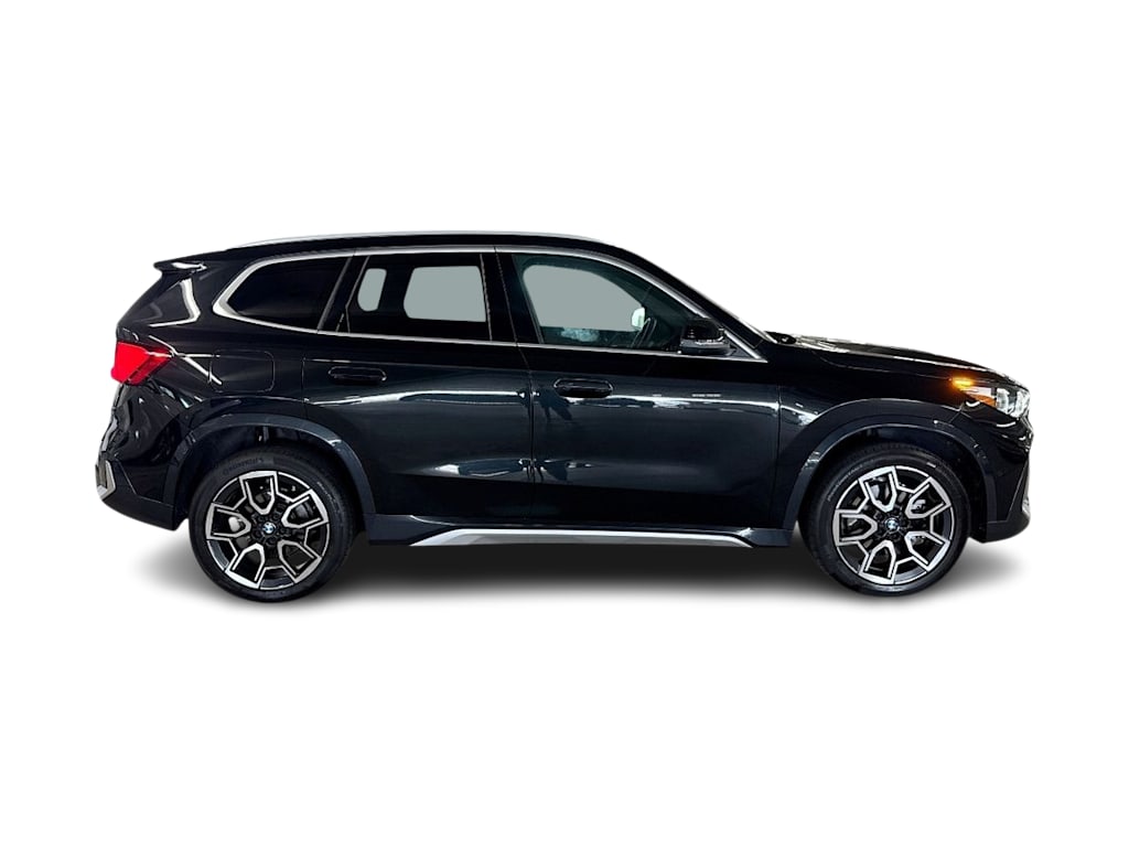 Thumbnail: 2025 BMW X1 - 22