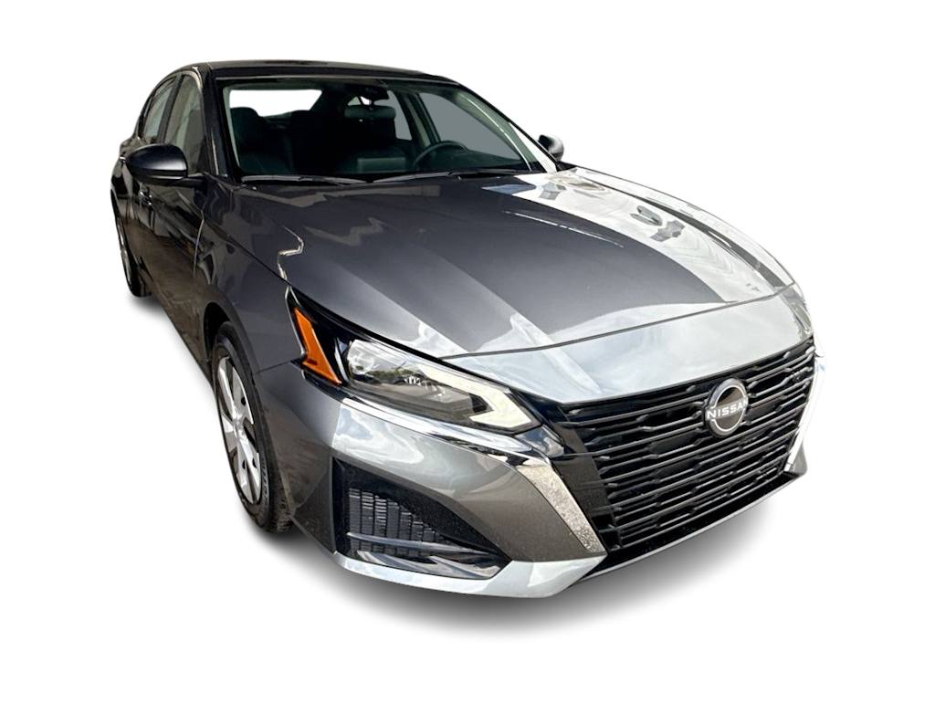 Thumbnail: 2025 Nissan Altima - 21