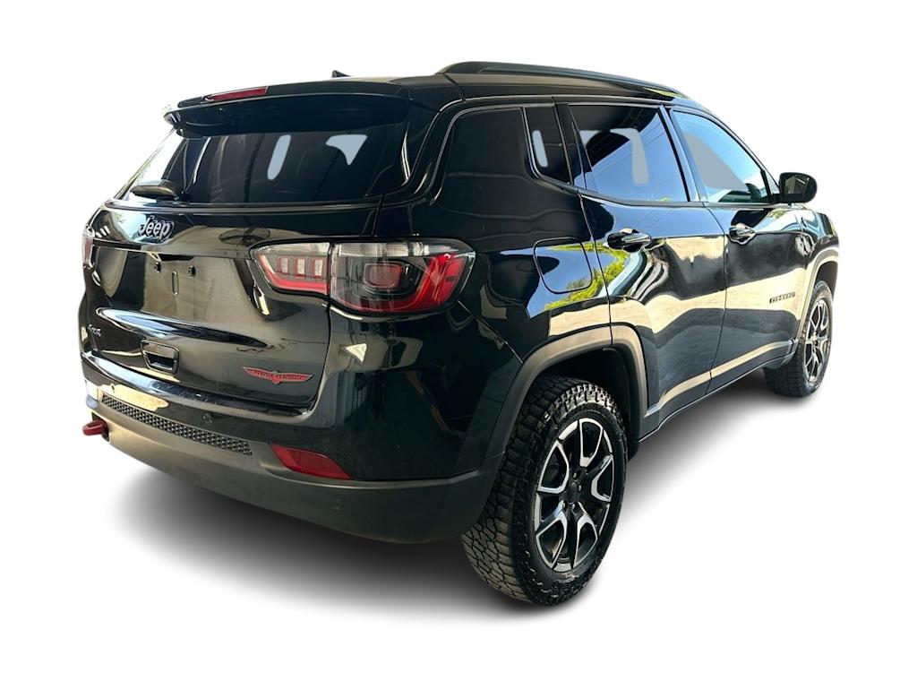 Thumbnail: 2024 Jeep Compass - 22