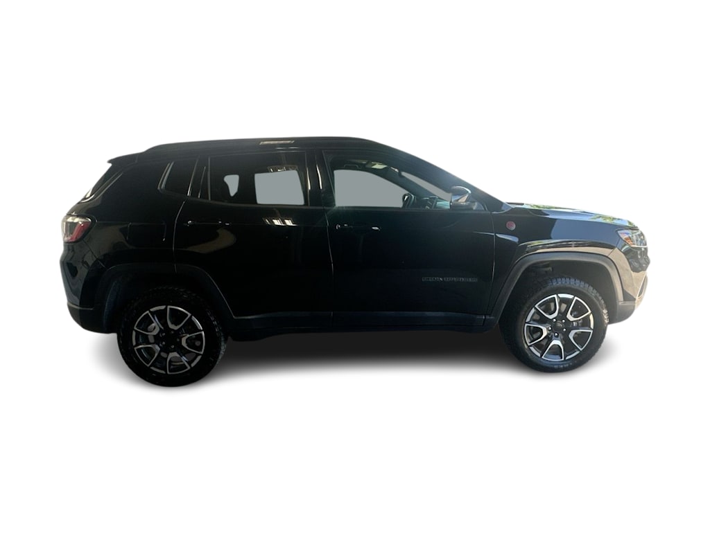 Thumbnail: 2024 Jeep Compass - 23