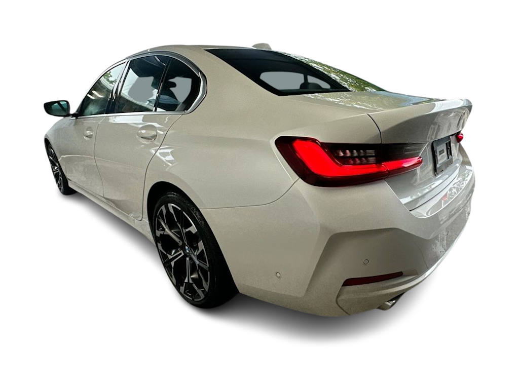 Thumbnail: 2025 BMW 3 Series - 4
