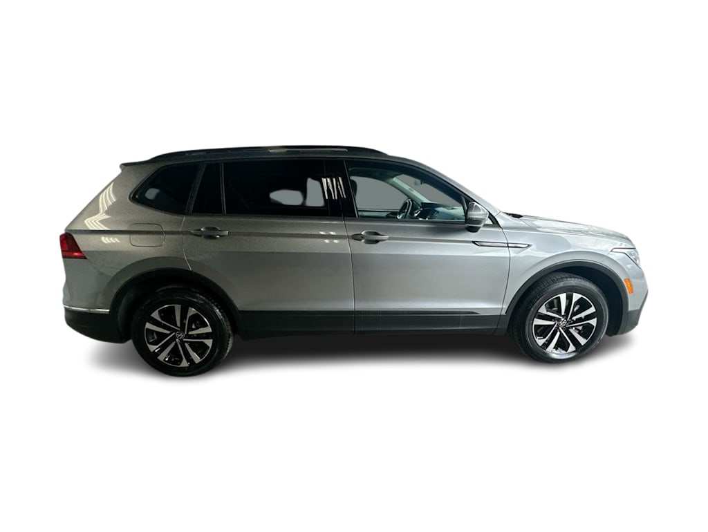 Thumbnail: 2023 Volkswagen Tiguan - 24