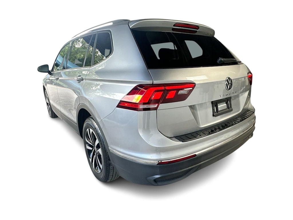 Thumbnail: 2023 Volkswagen Tiguan - 4