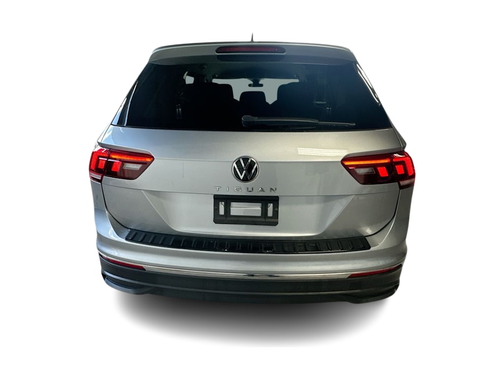 Thumbnail: 2023 Volkswagen Tiguan - 5