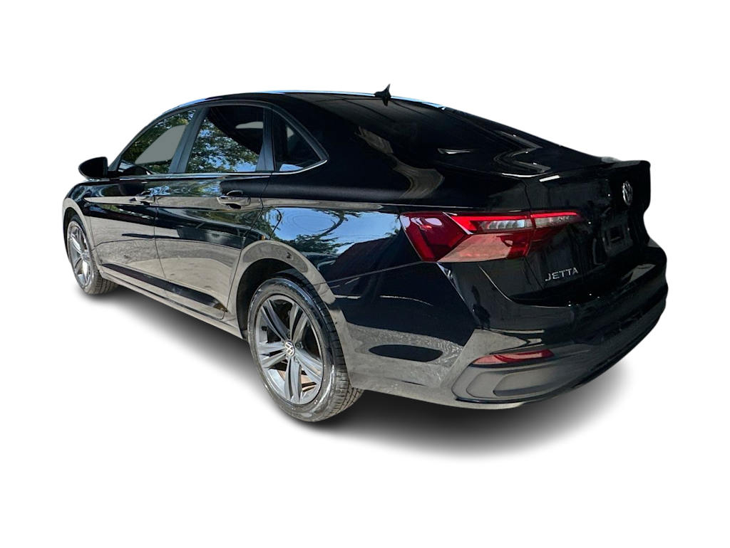 Thumbnail: 2022 Volkswagen Jetta - 4